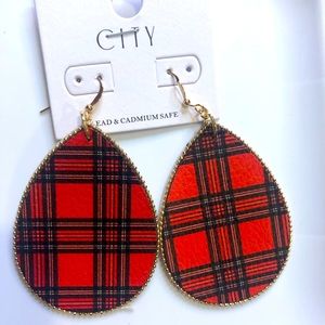 Flannel earrings with gold lining NWT